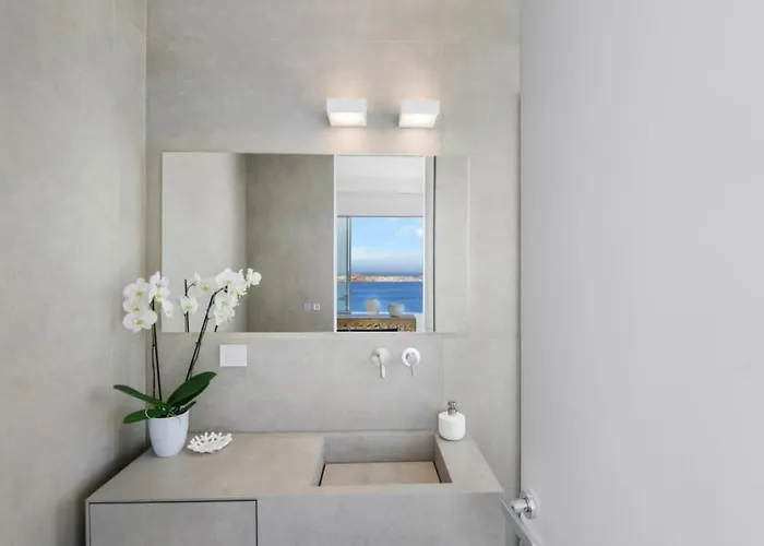 Endless Blue Sarakiniko (Paros)